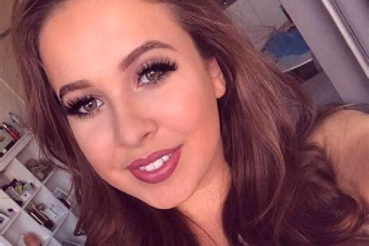 Emily, 21, a red brown-eyed slavic companion based in Hillcrest Heights. Offering Tantra, Domination, BDSM, Girlfriend Experience, Deep French Kissing. Avail...