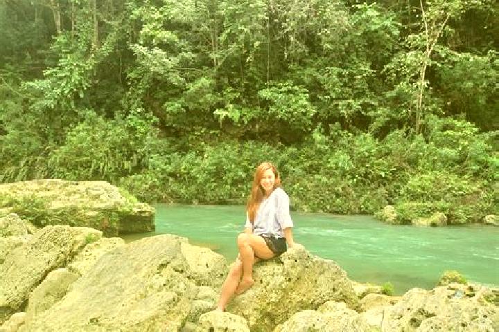 Emily, 21 — Escort in Balilihan, Philippines