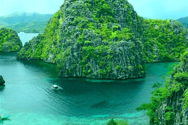 Emily, 21 — Escort in Balucawi, Philippines