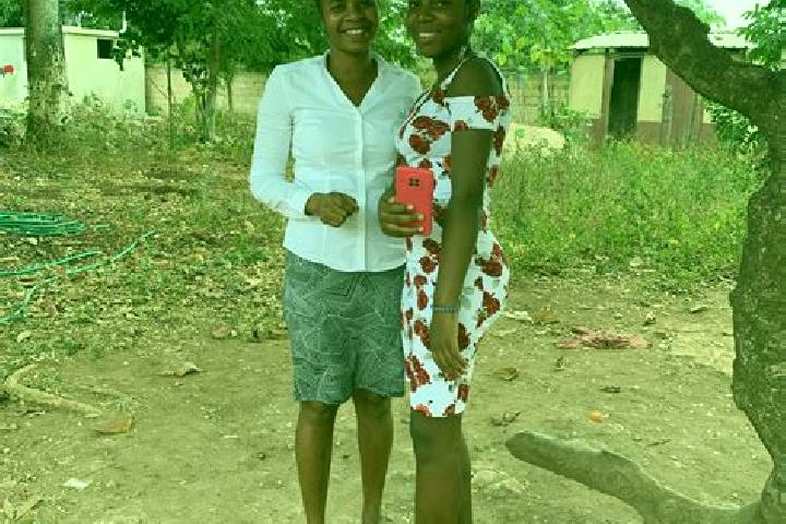 Emily, 21 — Escort in Bombardopolis, Haiti