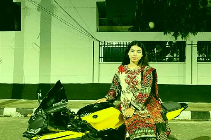 Emily, 21 — Escort in Lakhi, Pakistan