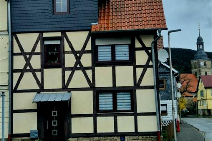 Emily, 21 — Escort in Obermassfeld-Grimmenthal, Germany