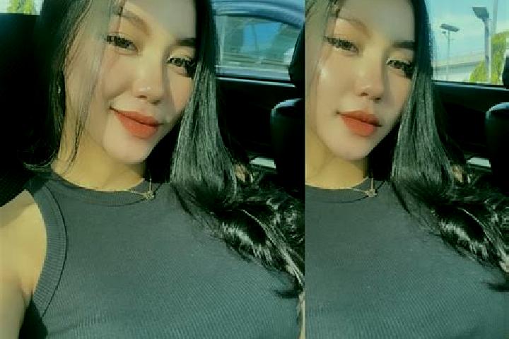Emily, 21 — Escort in Wulan Haye, China