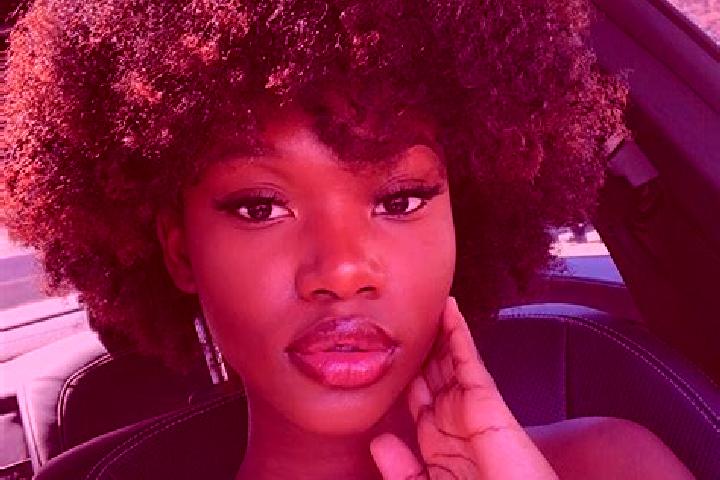 Emily, 22, a black dark-eyed ebony companion based in Plankenwarth. Offering Girlfriend Experience, Erotic Massage, Fetish. Available for incall and outcall,...