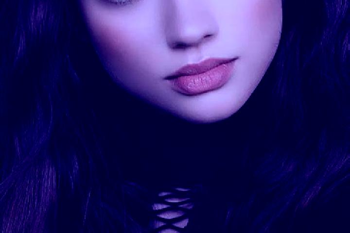 Emily, 22, a brunette dark-eyed caribbean companion based in Les Assions. Offering Fetish, Couples, 69, Massage. Available for incall and outcall, overnight ...