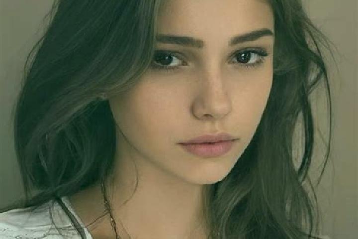 Emily, 22, a chestnut amber-eyed slavic companion based in Dochia. Offering GFE, Fetish, Striptease, Girlfriend Experience. Available for incall and outcall,...