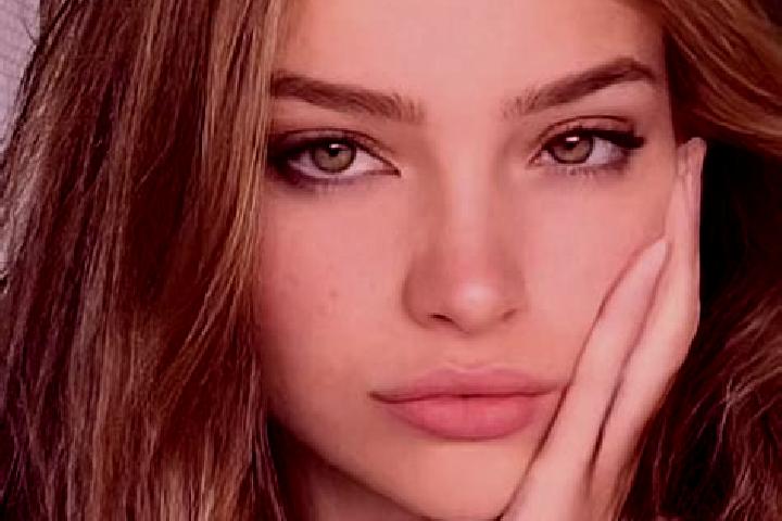 Emily, 22, a dark blonde hazel-eyed mediterranean companion based in Onis. Offering GFE, CIM, Fetish. Available for incall and outcall, day and evening dates.