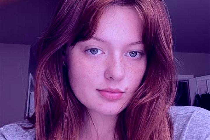 Emily, 23, a auburn amber-eyed european companion based in Muhlenbach. Offering Party Girl, Massage, Tantra, GFE, 69. Available for incall and outcall, day a...