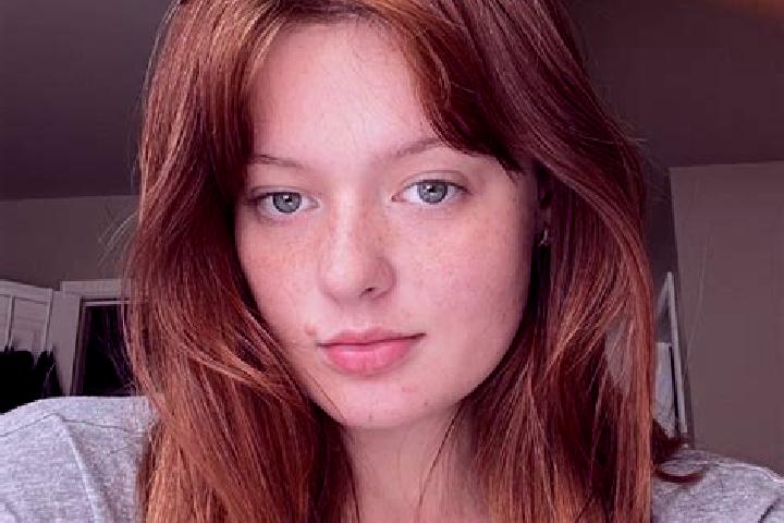 Emily, 23, a auburn amber-eyed slavic companion based in Mogapinyana. Offering Girlfriend Experience, Erotic Massage, Couples, Tantra. Available for incall a...
