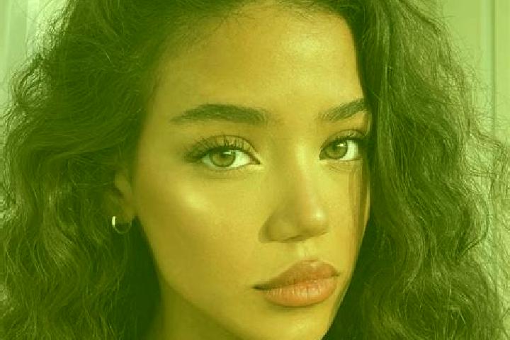 Emily, 23, a black brown-eyed mediterranean companion based in Mohsenabad. Offering GFE, Domination, BDSM. Available for incall and outcall, overnight bookin...