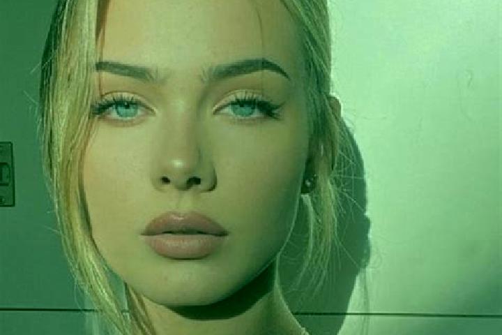 Emily, 23, a blonde grey-eyed european companion based in Jarandilla de la Vera. Offering GFE, OWO, Travel Companion, Roleplay, Fetish. Available for incall ...