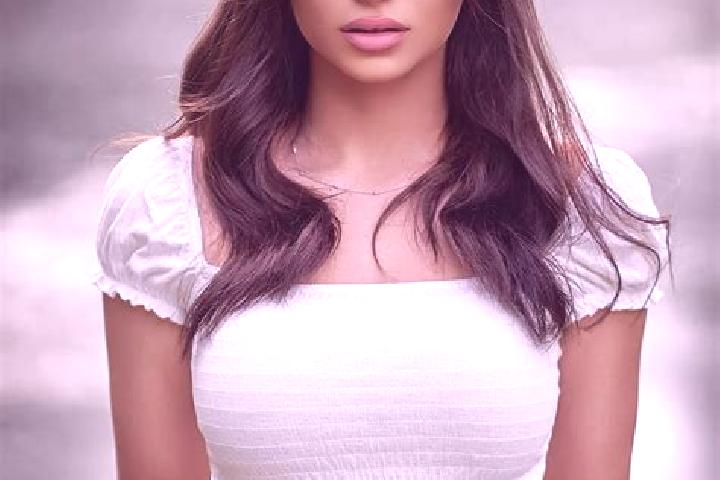Emily, 23, a brunette brown-eyed mediterranean companion based in Tirtopuro. Offering CIM, Overnight. Available for incall and outcall, overnight bookings av...