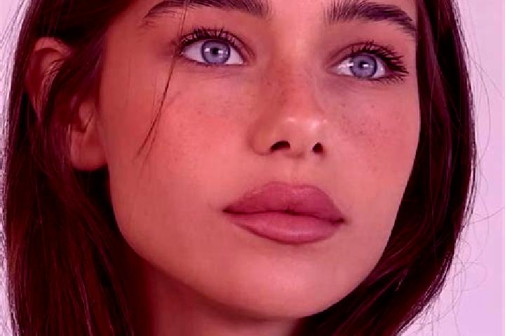 Emily, 23, a brunette brown-eyed slavic companion based in Campo Largo. Offering Dinner Date, Duos, Deep French Kissing, Travel Companion. Available for inca...