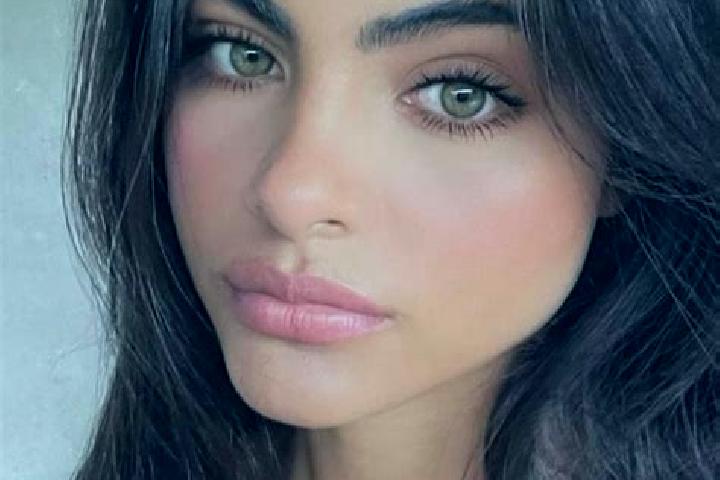 Emily, 23, a brunette green-eyed caucasian companion based in Haji Zeynalabdin. Offering Fetish, GFE, Tantra, 69. Available for incall and outcall, day and e...