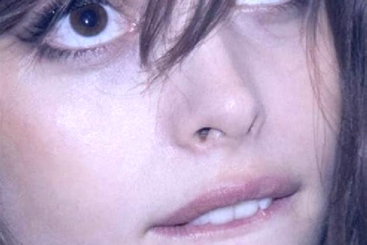 Emily, 23, a chestnut brown-eyed mixed companion based in Inlice. Offering Striptease, OWO, Deep French Kissing, Girlfriend Experience, BDSM. Available for i...