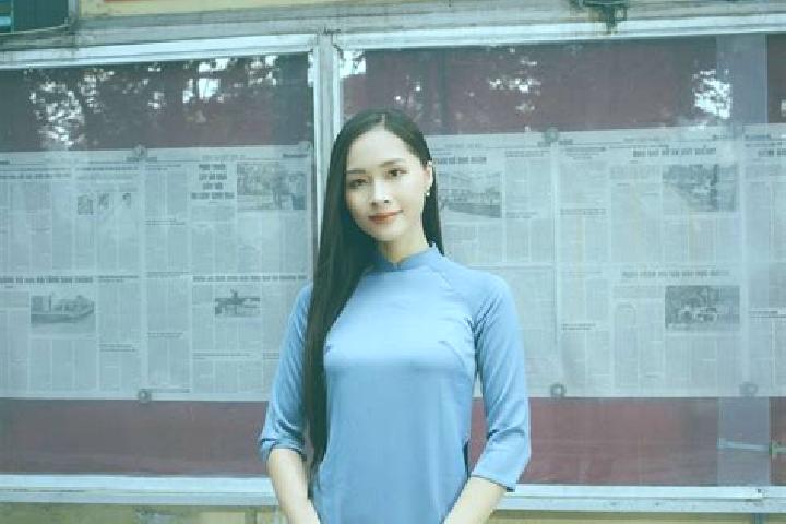 Emily, 23 — Escort in Ha Lam, Vietnam