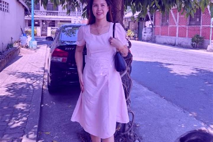 Emily, 23 — Escort in Maragondon, Philippines