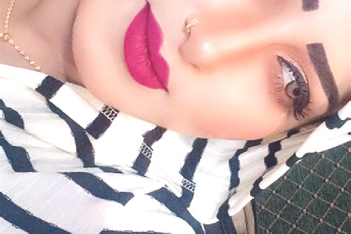 Emily, 23 — Escort in Mariahu, India