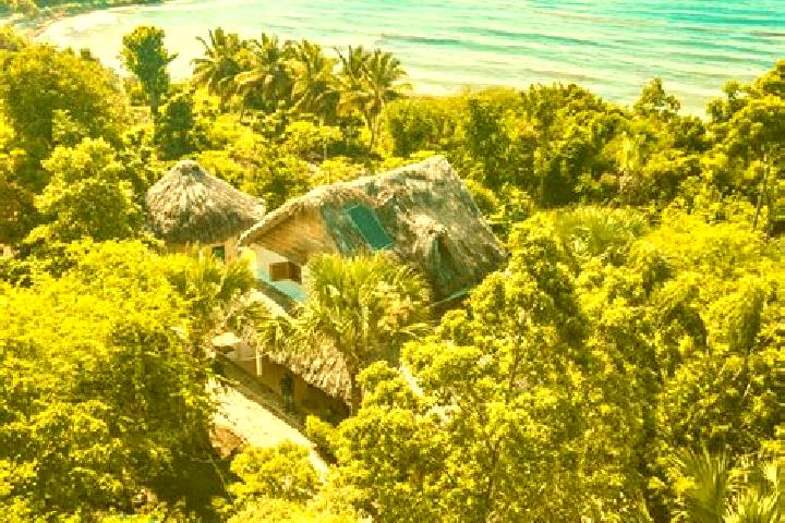 Emily, 23 — Escort in Milot, Haiti