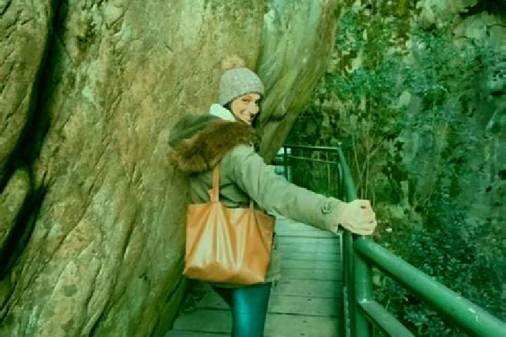 Emily, 23 — Escort in Morterone, Italy