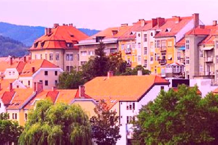 Emily, 23 — Escort in Nozice, Slovenia