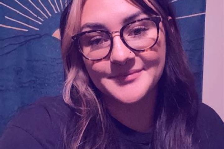 Emily, 23 — Escort in Porterville, United States