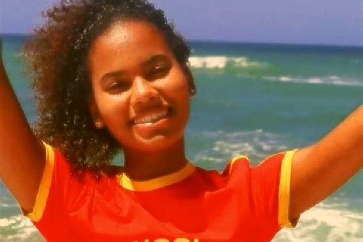 Emily, 23 — Escort in Quibaxe, Angola
