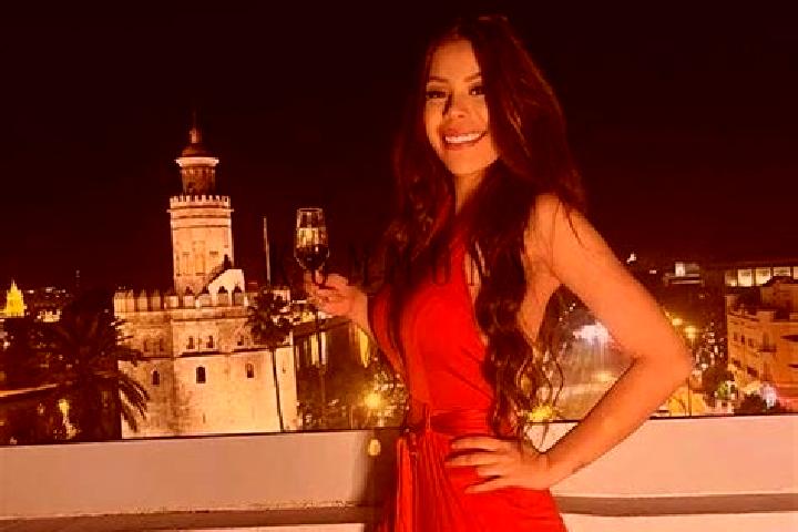 Emily, 24, a auburn amber-eyed middle eastern companion based in Kiernozia. Offering Travel Companion, A-Level, Party Girl, GFE. Available for incall and out...