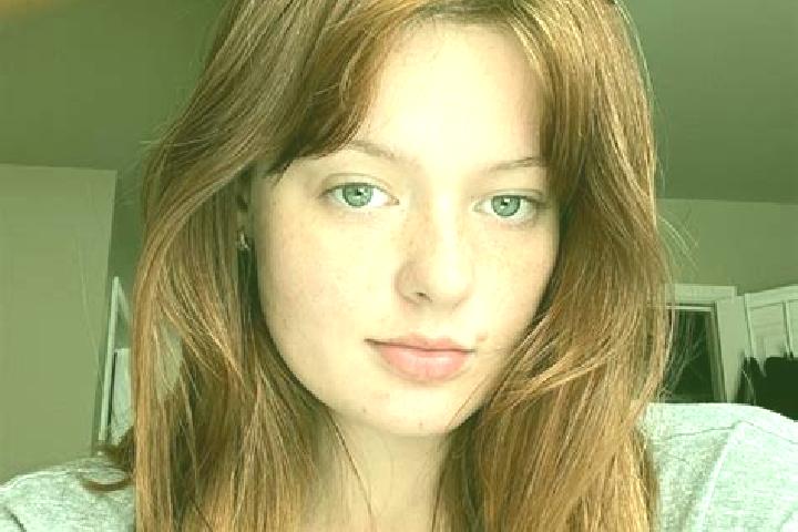 Emily, 24, a auburn brown-eyed indian companion based in Clarks Green. Offering Dinner Date, Couples, Duos. Available for incall and outcall, day and evening...
