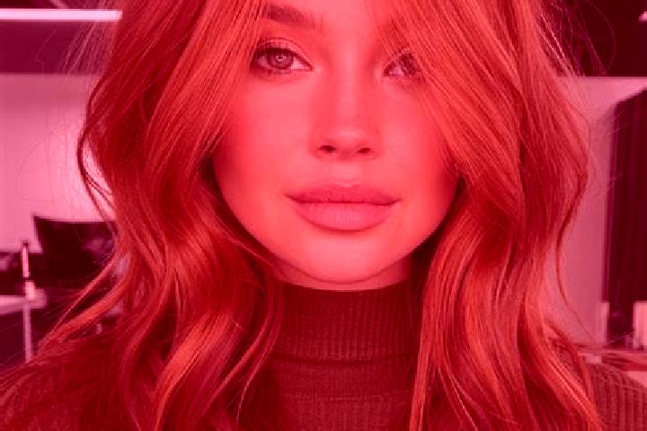 Emily, 24, a auburn grey-eyed caucasian companion based in Erjieling. Offering Party Girl, Tantra, Massage. Available for incall and outcall, day and evening...