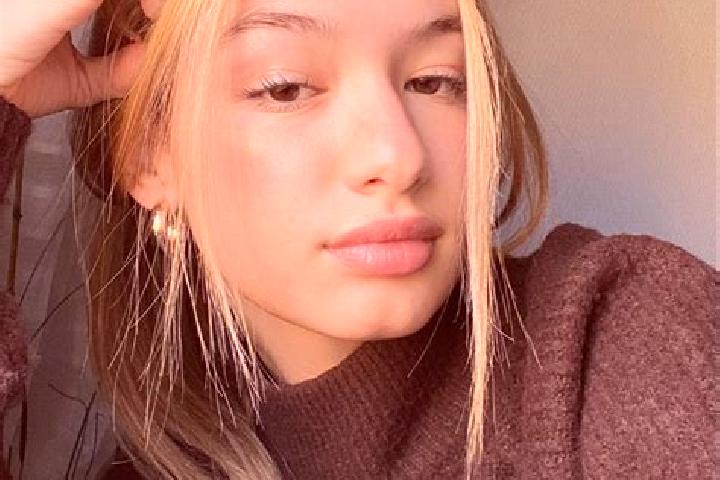 Emily, 24, a blonde brown-eyed middle eastern companion based in Mellac. Offering BDSM, Striptease, Deep French Kissing. Available for incall and outcall, ov...