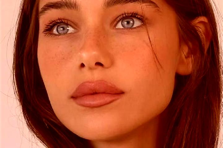 Emily, 24, a brunette grey-eyed slavic companion based in Polovragi. Offering Dinner Date, Girlfriend Experience, Tantra, Striptease. Available for incall an...