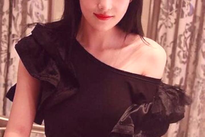 Emily, 24, a dark blonde dark-eyed asian companion based in Yanghu. Offering Tantra, Party Girl, Domination. Available for incall and outcall, day and evenin...
