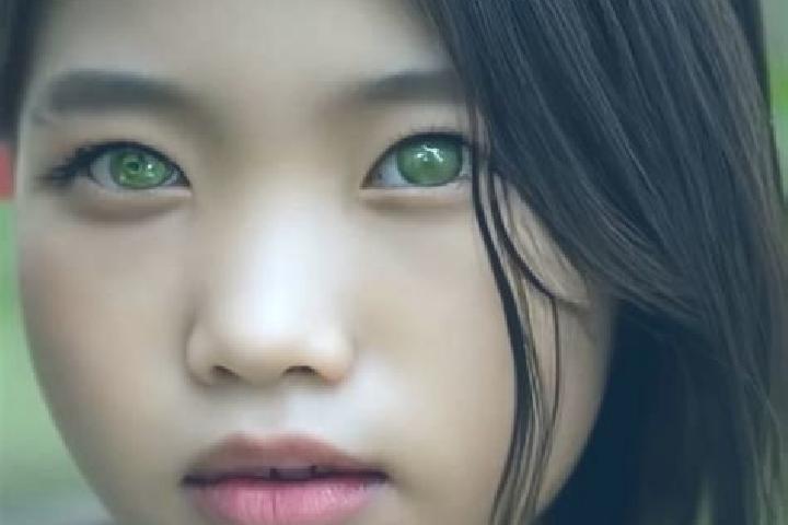 Emily, 24, a dark blonde green-eyed asian companion based in Indiana. Offering GFE, Travel Companion, Tantra, Duos. Available for incall and outcall, day and...