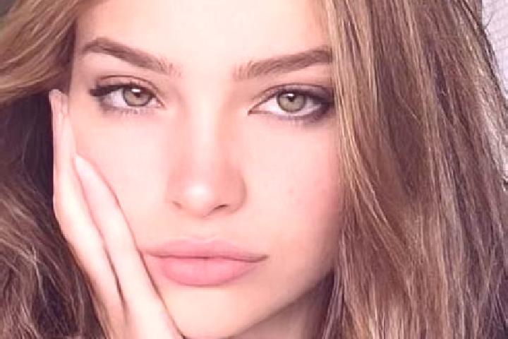 Emily, 24, a dark blonde hazel-eyed european companion based in Eravattur. Offering Couples, Deep French Kissing, Party Girl, Prostate Massage, Domination. A...