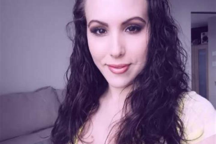 Emily, 24, a red amber-eyed middle eastern companion based in Santa Maria la Fossa. Offering Deep French Kissing, Domination, Overnight, 69. Available for in...