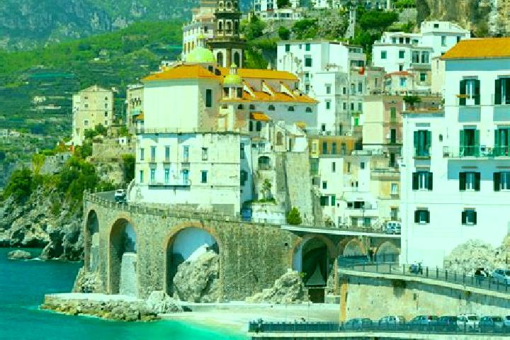 Emily, 24 — Escort in Cuccurano, Italy