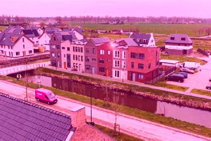 Emily, 24 — Escort in De Wijk, Netherlands