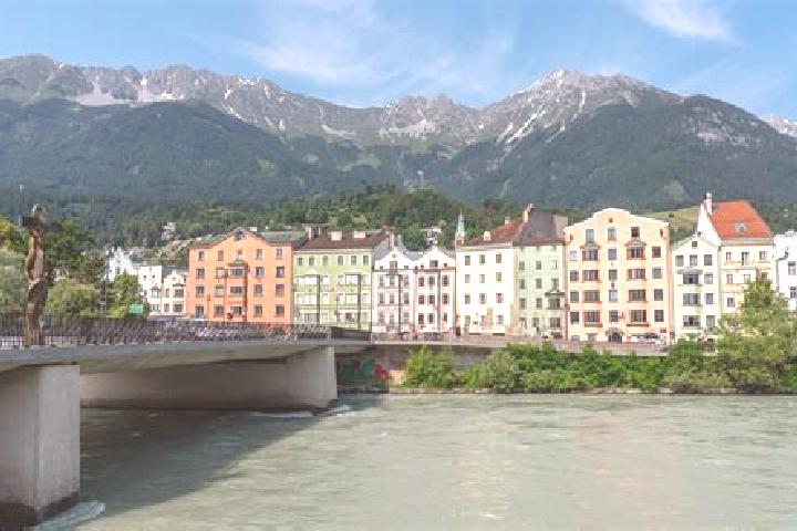 Emily, 24 — Escort in Rohrbach, Austria