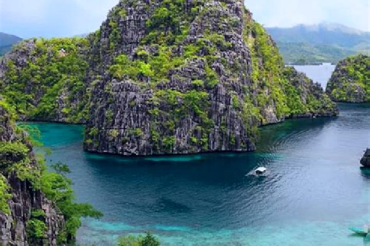 Emily, 24 — Escort in Talangnan, Philippines