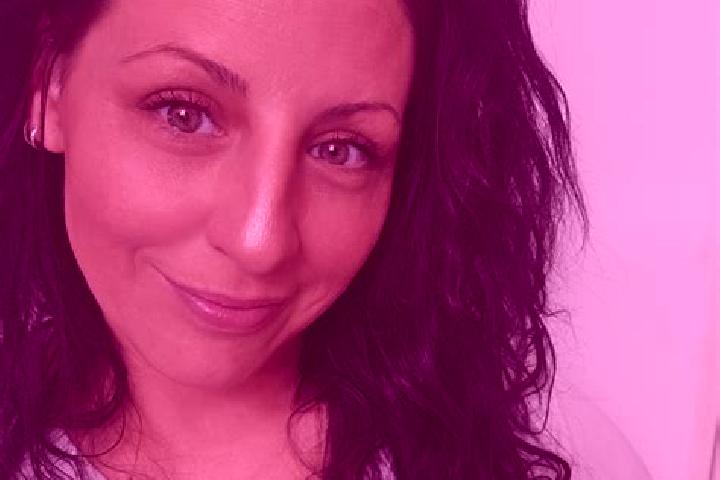 Emily, 24 — Escort in Vallieres, France