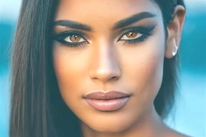 Emily, 25, a black amber-eyed latina companion based in Carouge. Offering Fetish, Couples, OWO, Duos, CIM. Available for incall and outcall, day and evening ...