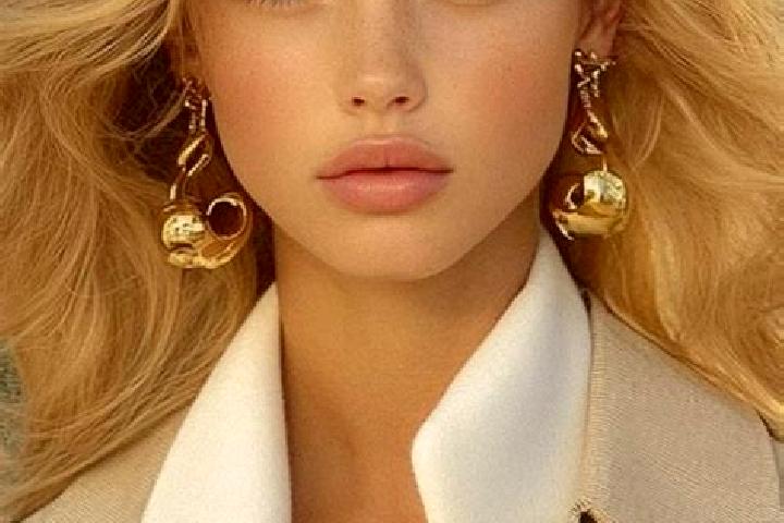 Emily, 25, a blonde grey-eyed mixed companion based in Gojonome. Offering Striptease, Couples, Deep French Kissing. Available for incall and outcall, overnig...