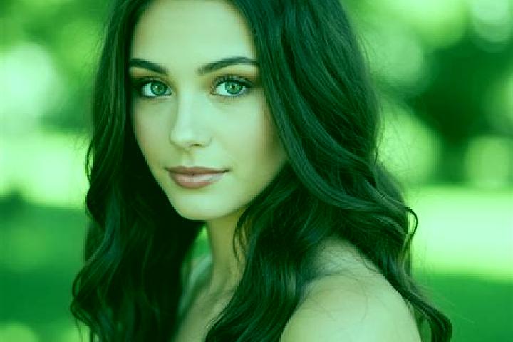 Emily, 25, a chestnut hazel-eyed caucasian companion based in Cernatesti. Offering Deep French Kissing, GFE, Prostate Massage, Overnight. Available for incal...