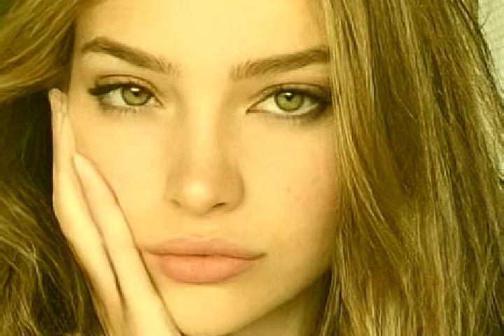 Emily, 25, a dark blonde dark-eyed caribbean companion based in Wharewaka. Offering Girlfriend Experience, Deep French Kissing, OWO, Party Girl. Available fo...
