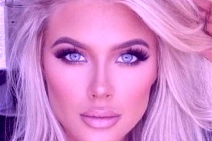 Emily, 25, a platinum blonde brown-eyed european companion based in Nambucca. Offering Overnight, Duos, Girlfriend Experience. Available for incall and outca...