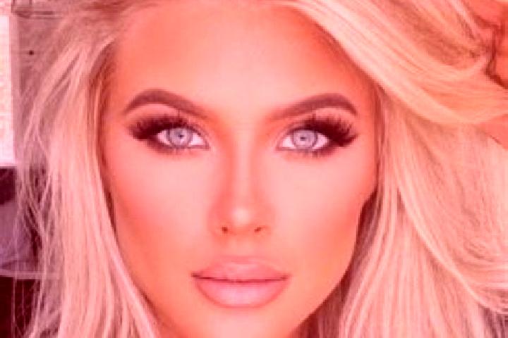 Emily, 25, a platinum blonde brown-eyed indian companion based in Brengkok. Offering CIM, Domination, Couples, Dinner Date. Available for incall and outcall,...
