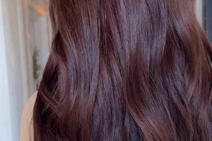 Emily, 25, a red brown-eyed mediterranean companion based in Chirinos. Offering Striptease, Girlfriend Experience, Prostate Massage, Couples. Available for i...