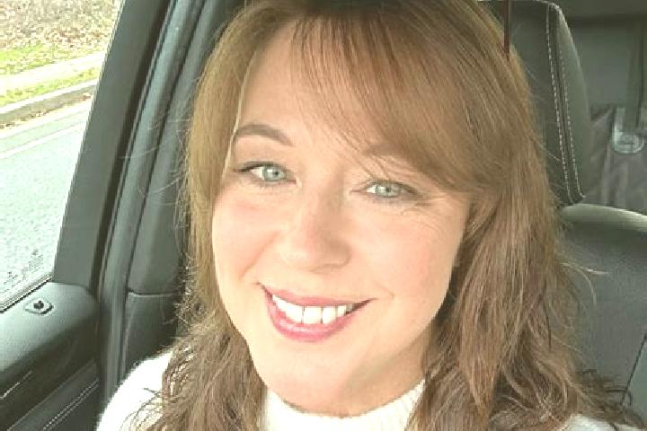 Emily, 25 — Escort in Leifear, Ireland