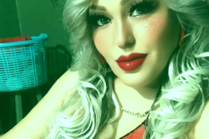 Emily, 25 — Escort in Niguella, Spain
